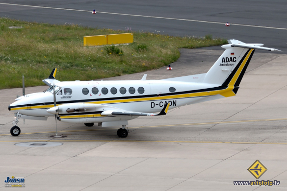 Beech Super King Air 350 (B300)