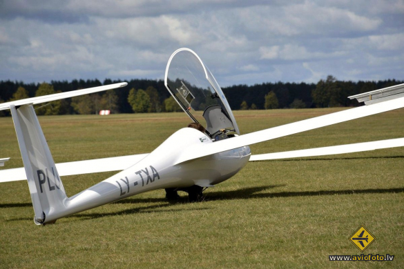 Rolladen-Schneider LS-4