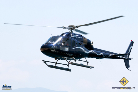 Eurocopter AS-355N Ecureuil 2