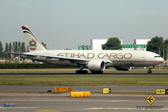 Boeing 777-FFX