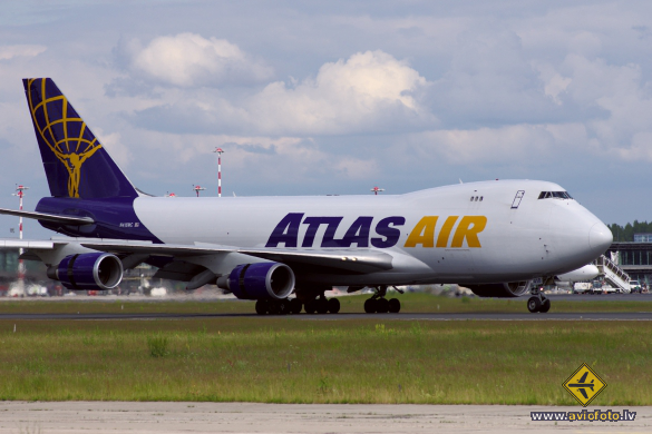 Boeing 747-47UF/SCD