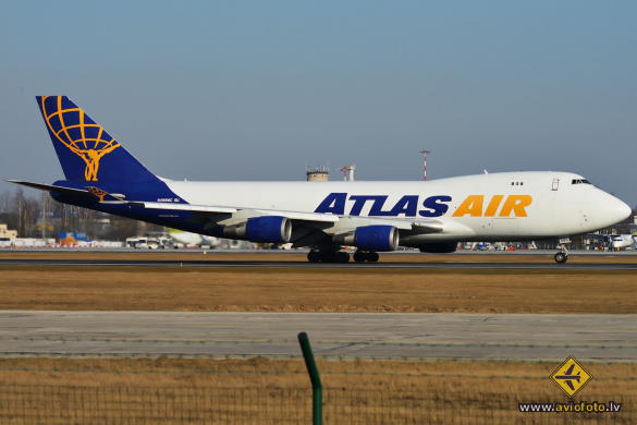 Boeing 747-47UF/SCD