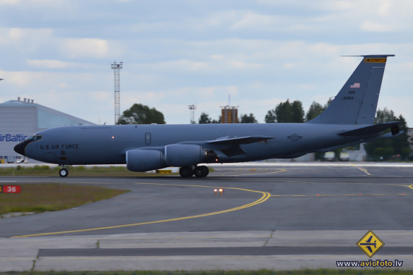 Boeing KC-135T Stratotanker (717-148)