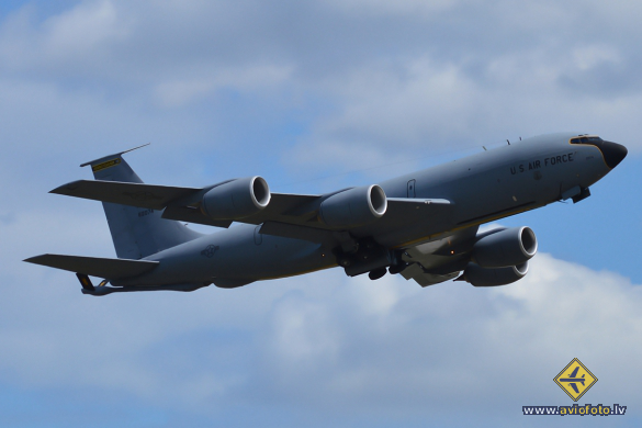 Boeing KC-135T Stratotanker (717-148)