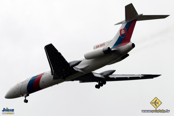 Tupolev Tu-154M