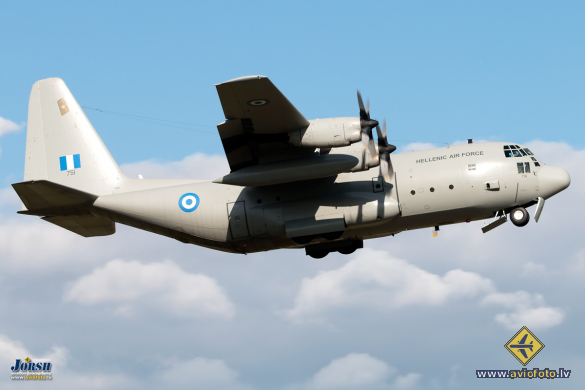 Lockheed C-130H Hercules (L-382)