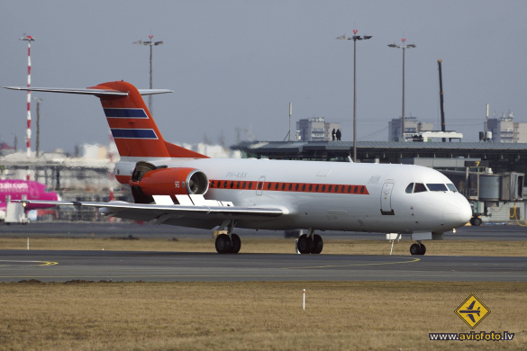 Fokker 70 (F-28-0070)