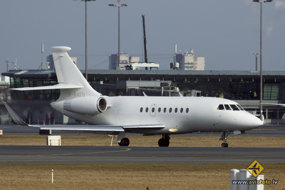 Dassault Falcon 2000LX