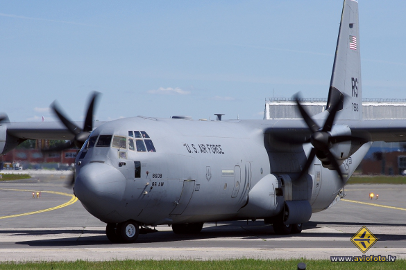 Lockheed Martin C-130J-30 Hercules (L-382)