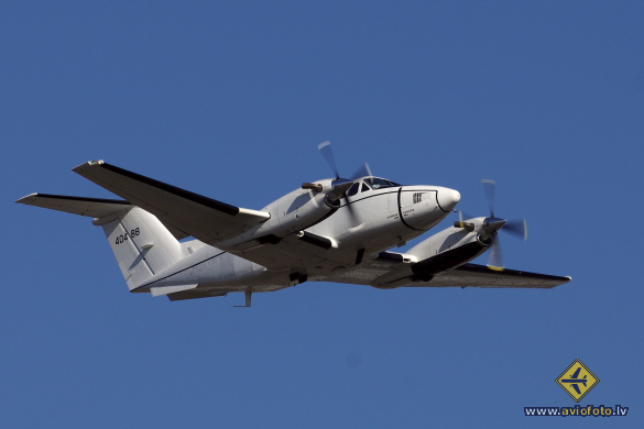 Beech C-12F Huron (B200C)