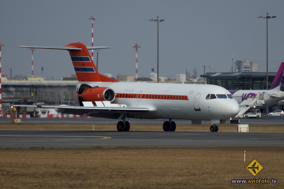 Fokker 70 (F-28-0070)
