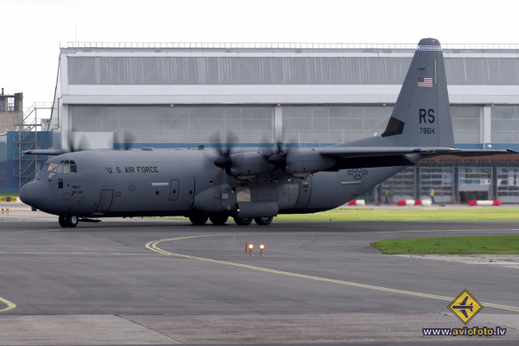 Lockheed Martin C-130J-30 Hercules (L-382)