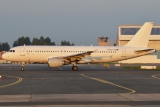 Airbus A320-214