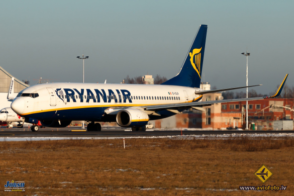 Boeing 737-8AS