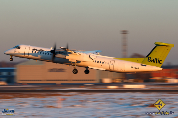 Bombardier DHC-8-402 Q400