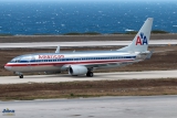 Boeing 737-823