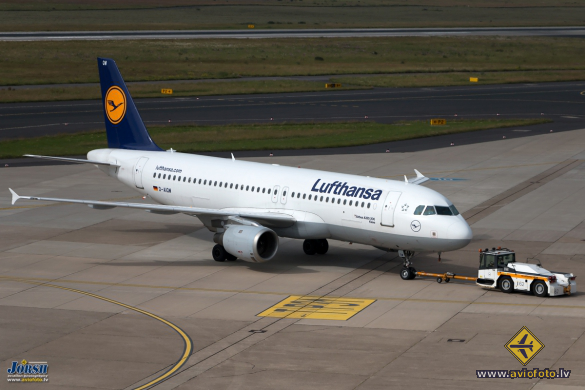 Airbus A320-211
