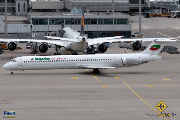 McDonnell Douglas MD-82 (DC-9-82)