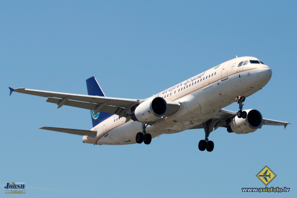 Airbus A320-214