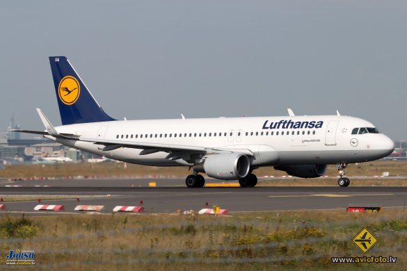 Airbus A320-214