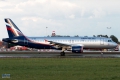 Airbus A320-214