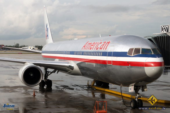 Boeing 767-323/ER