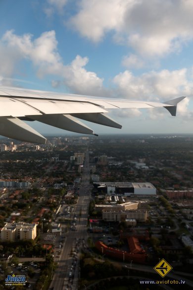 Airbus A380-841