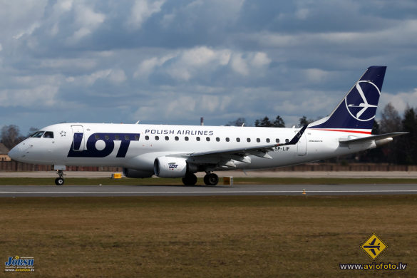 Embraer 175LR (ERJ-170-200LR)