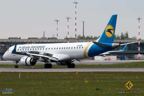 Embraer 190STD (ERJ-190-100STD)