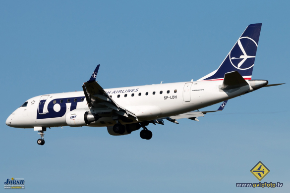 Embraer 170STD (ERJ-170-100STD)