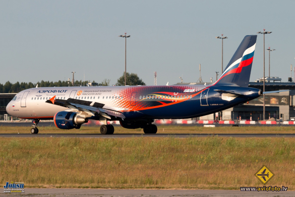 Airbus A321-211