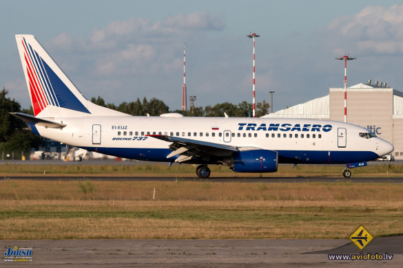 Boeing 737-7Q8