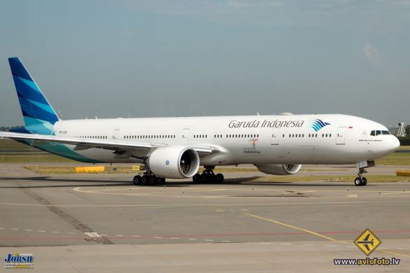 Boeing 777-3U3/ER