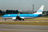 Boeing 737-8K2