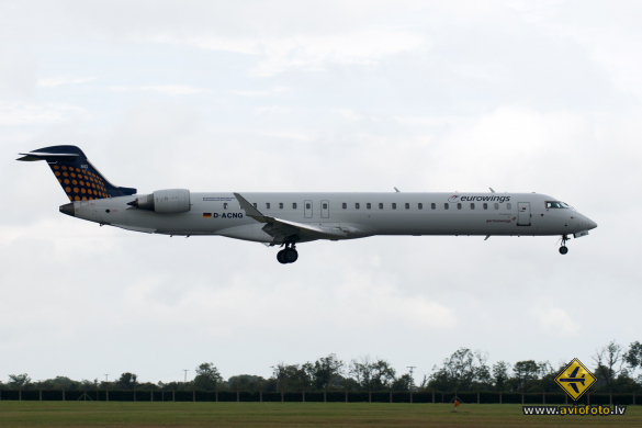 Bombardier CRJ-900LR (CL-600-2D24)