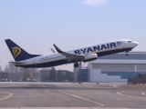 Boeing 737-8AS