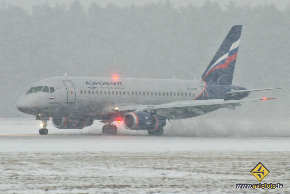 Sukhoi SSJ-100-95B Superjet 100 (RRJ-95B)