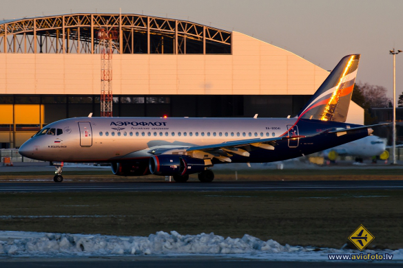 Sukhoi SSJ-100-95B Superjet 100 (RRJ-95B)