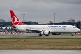 Boeing 737-8F2