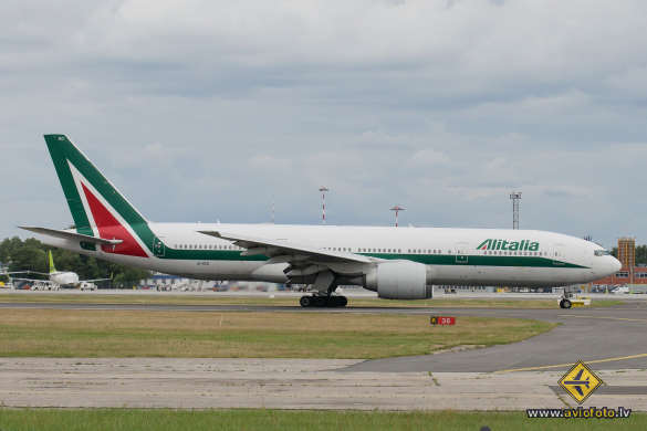 Boeing 777-243/ER
