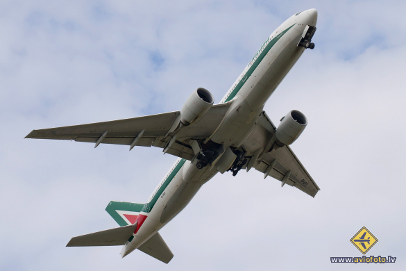 Boeing 777-243/ER