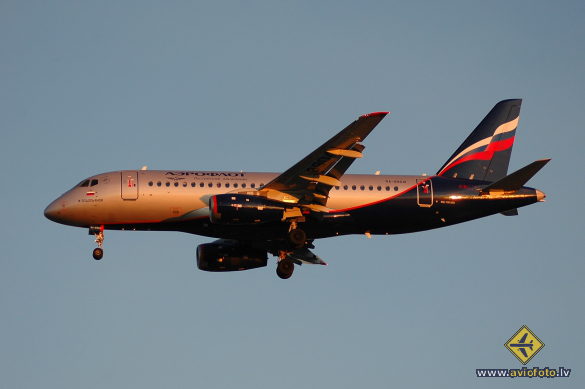 Sukhoi SSJ-100-95B Superjet 100 (RRJ-95B)