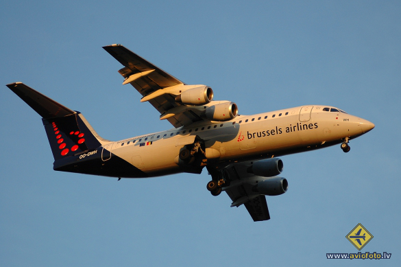 BAE Systems Avro 146-RJ100