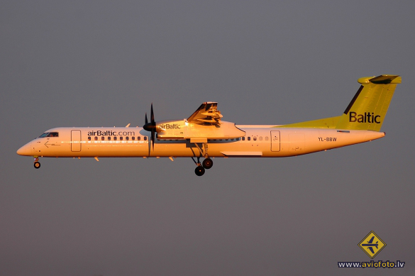 Bombardier DHC-8-402 Q400