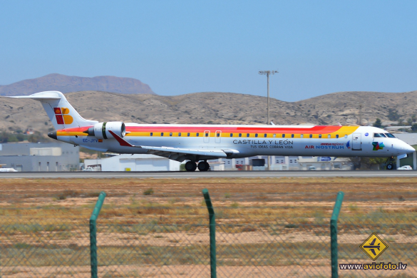 Bombardier CRJ-900 (CL-600-2D24)