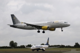 Airbus A320-214