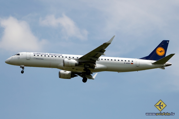 Embraer 195LR (ERJ-190-200LR)