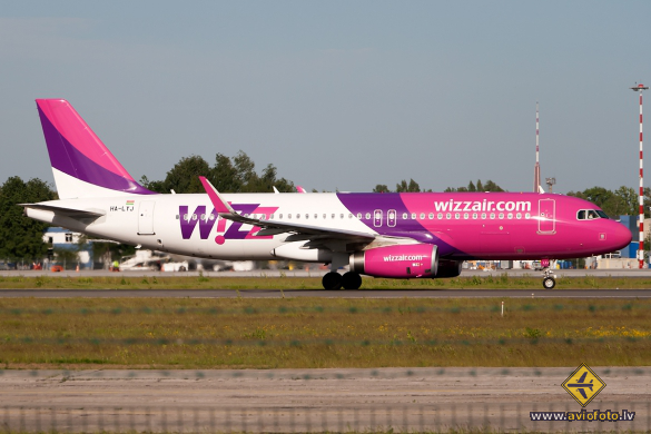 Airbus A320-232