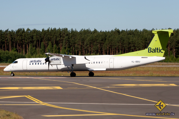 Bombardier DHC-8-402 Q400