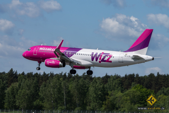 Airbus A320-232